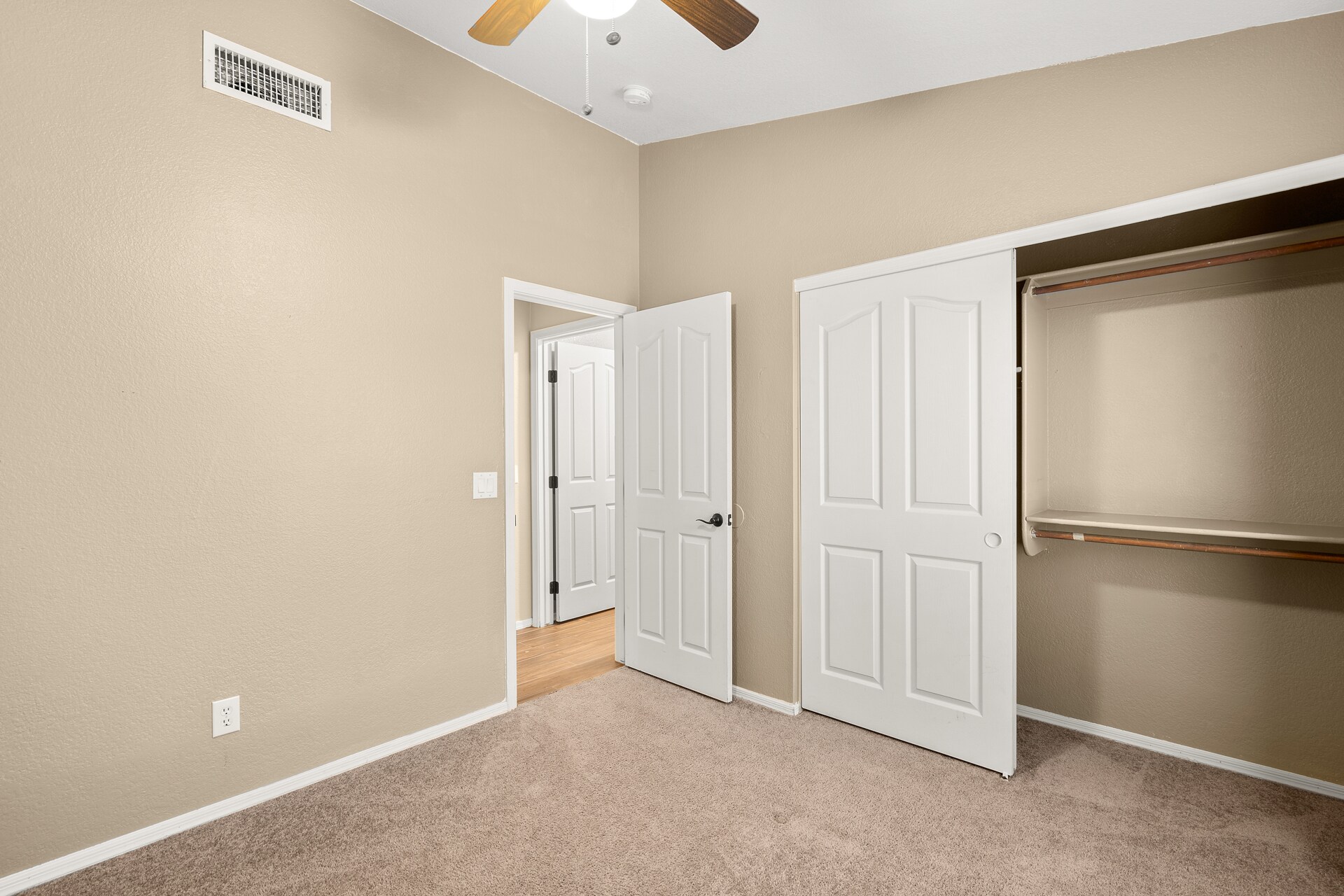 Building Photo - 7936 W Taro Ln