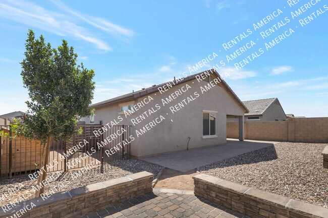 Building Photo - 1744 E Desert Breeze Pl