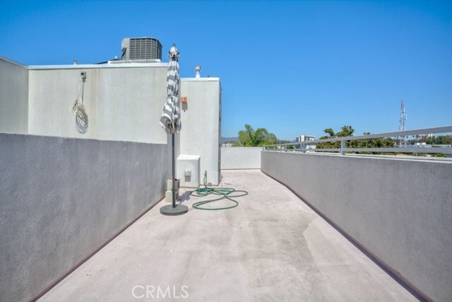 Building Photo - 1737 Colby Ave