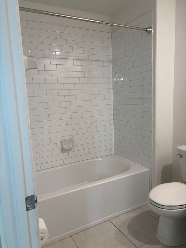 Building Photo - 14442 Editors Note St