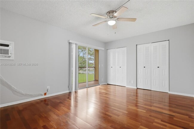 Building Photo - 151 SW 134th Way