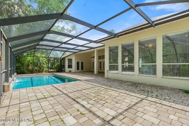 Building Photo - 337 S Mill View Way