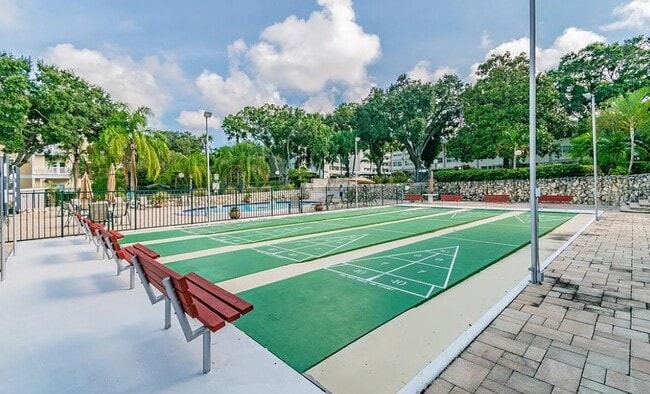 Building Photo - 1235 S Highland Ave