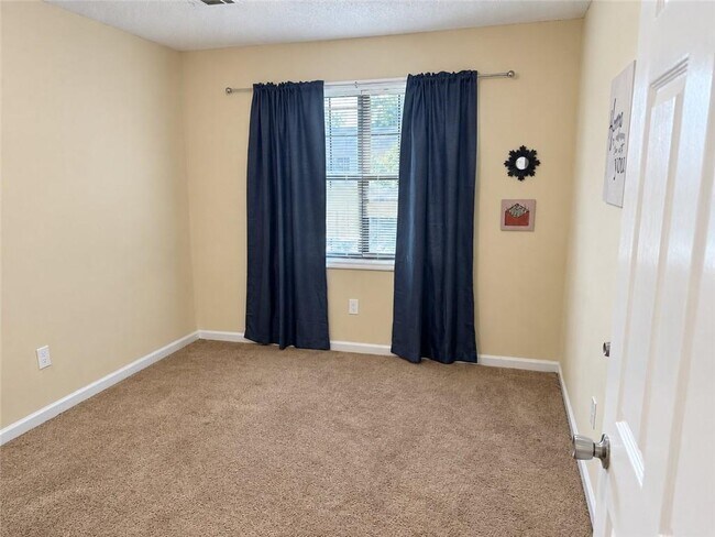 Building Photo - 3025 Sand Wedge Cir