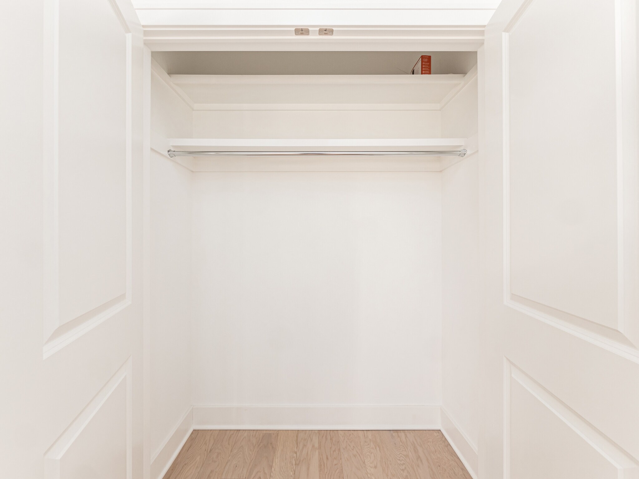 Building Photo - 766 N 6th St