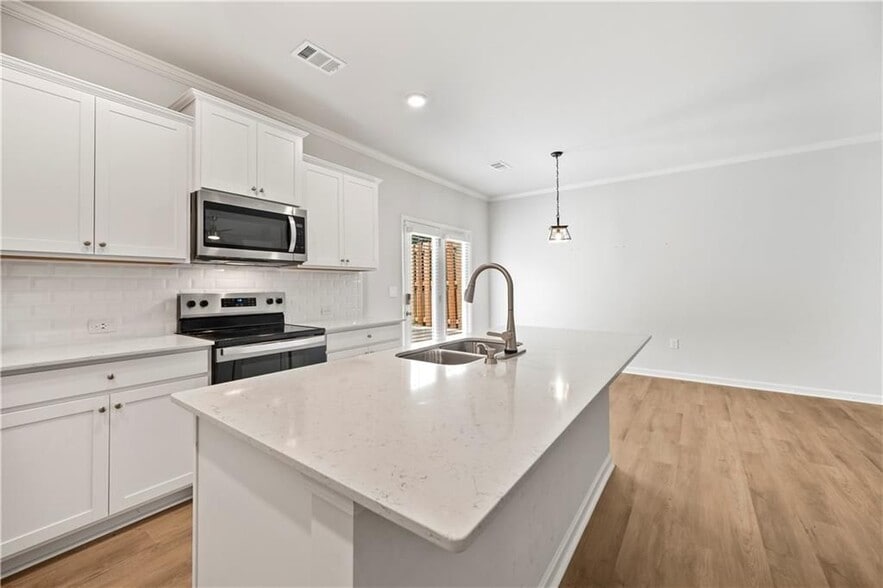Building Photo - 6710 Corryton St