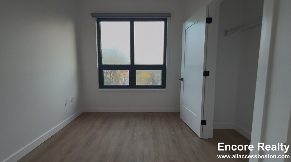 Building Photo - 199 Gardner St