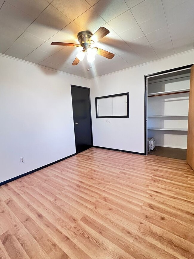 Building Photo - 751-751 18th Ave