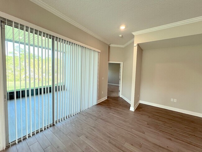 Building Photo - GORGEOUS 5 Bed 4 Bath 3 Car Garage HOME w COMMUNITY POOL for RENT!