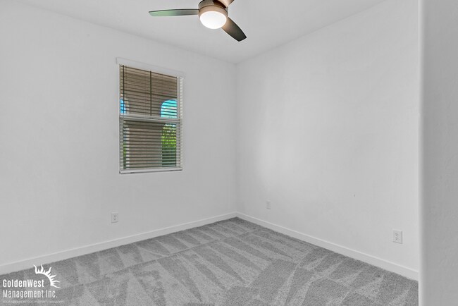 Building Photo - Beautiful 3Bdm 2Ba Home with Modern Upgrad...