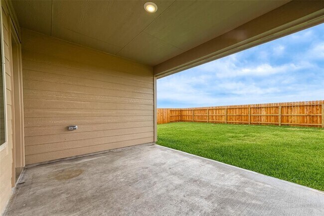 Building Photo - 3106 Elm Br Dr