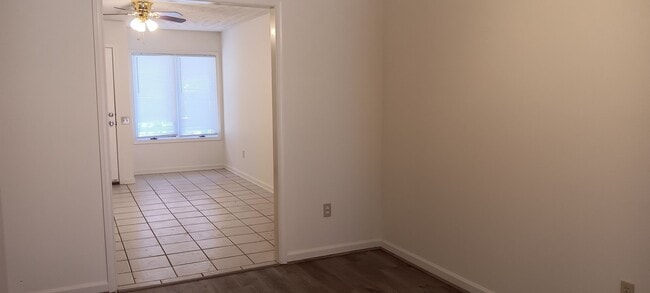 Building Photo - Christiansburg, 2 BR / 1 BA, Available Now