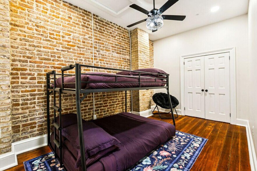 Building Photo - 1725 Robert C. Blakes Sr. Dr