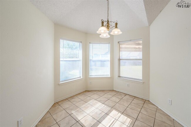 Building Photo - 6017 Van Dorn Dr