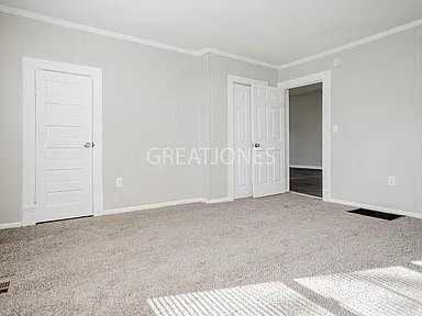 Building Photo - 2932 13th Ave