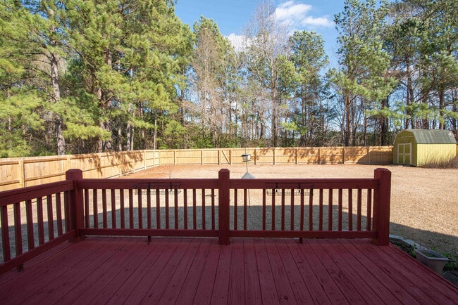 Building Photo - 302 Altavista Loop