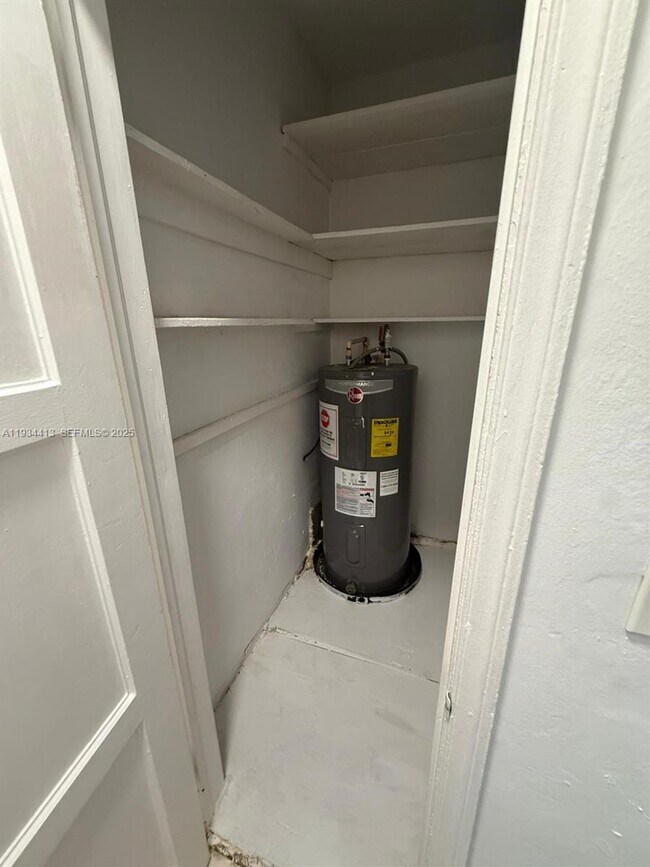 Building Photo - 6909 NW 2nd Ave