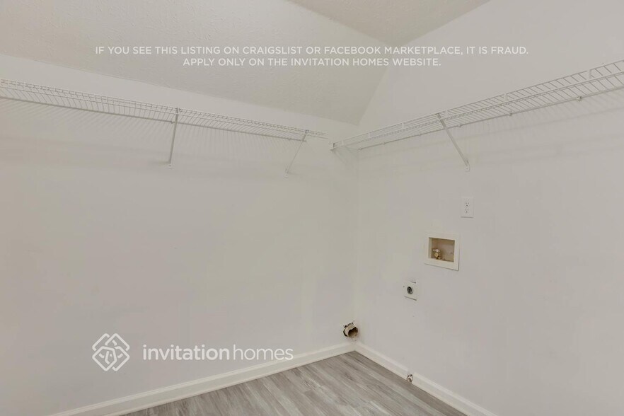 Building Photo - 156 Legacy Park Ln