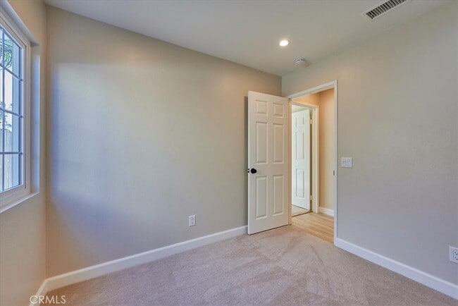Building Photo - 12749 Nicolet Ct