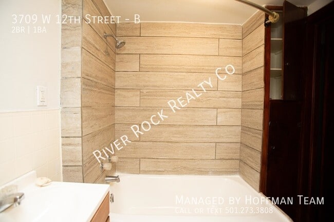 Building Photo - 3709 W 12th St