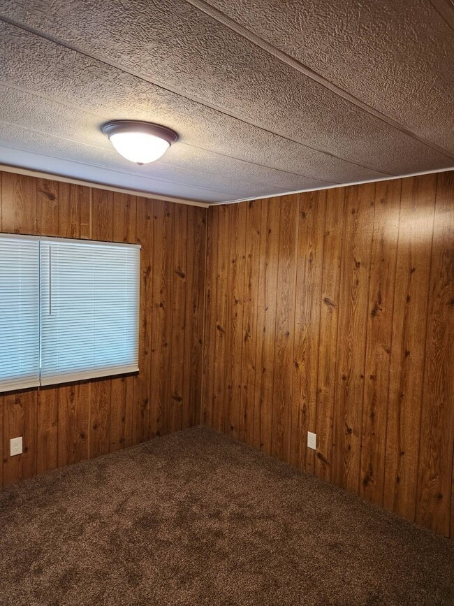 Building Photo - 1103 Andrea Dawn Ln