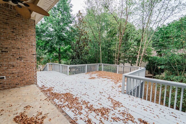 Building Photo - 2000 Square feet, of gorgeous living space in Hot Springs Village.