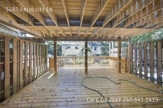 Building Photo - 5485 Endicott Ln