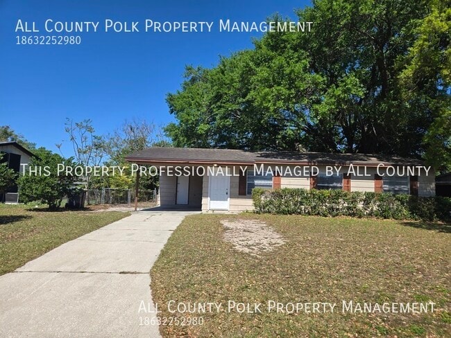 Primary Photo - Fantastic 3 Bedroom West Lakeland Home for...