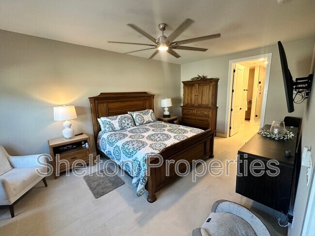 Building Photo - 11300 N Casa Dega Dr
