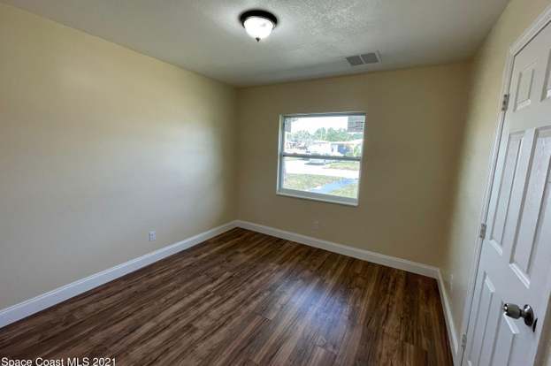 Building Photo - 110 Chapel Ln