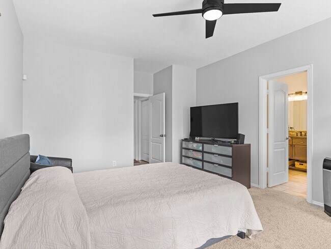 Building Photo - 21402 Hannover Forest