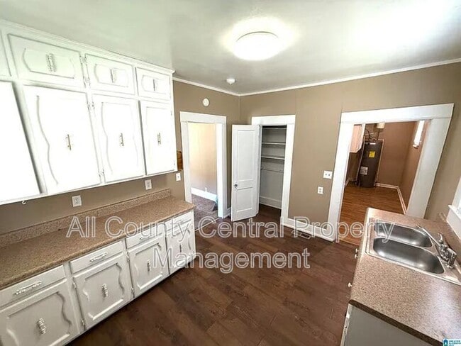 Building Photo - 1400 Gulfport St