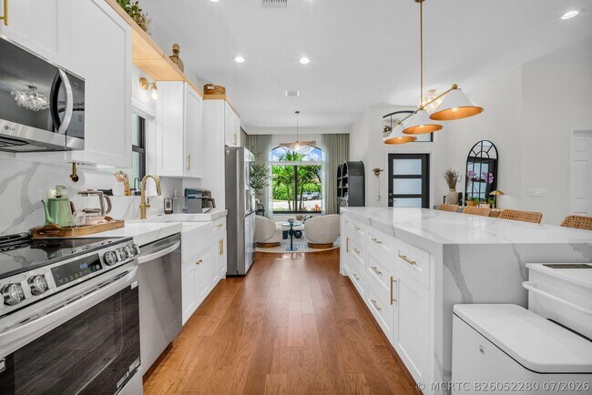Building Photo - 10852 La Salinas Cir