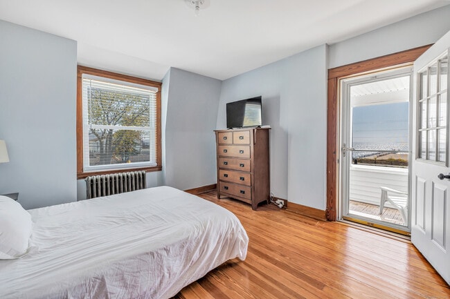 Building Photo - 12 East Ave