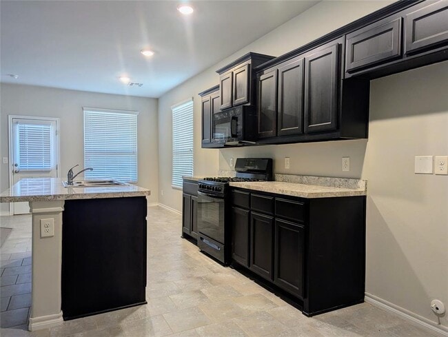 Building Photo - 13733 The Brook Blvd