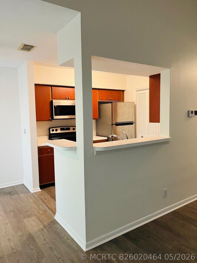Building Photo - 815 Boynton Beach Blvd