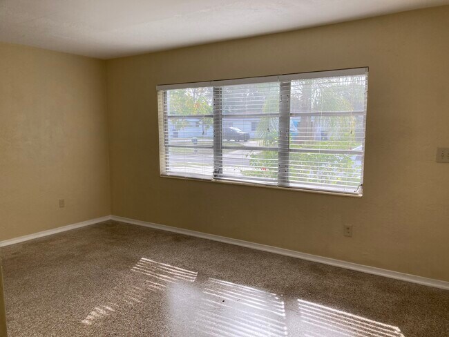 Building Photo - 6161 41st Ave N