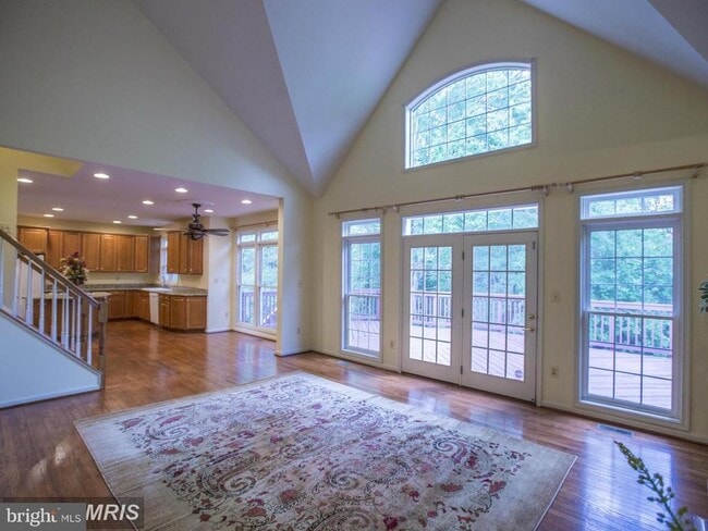Building Photo - 13909 Willow Tree Dr