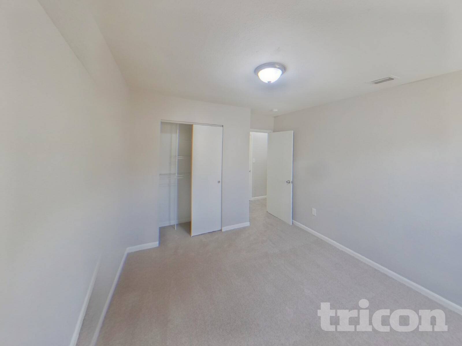 Building Photo - 1408 Highview Rd