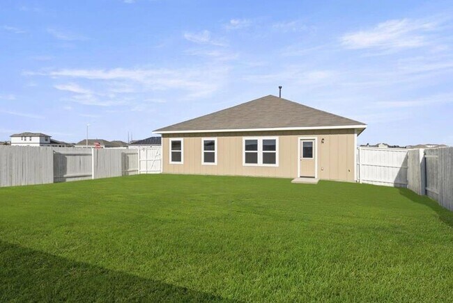 Building Photo - 2471 Winding Creek Rd
