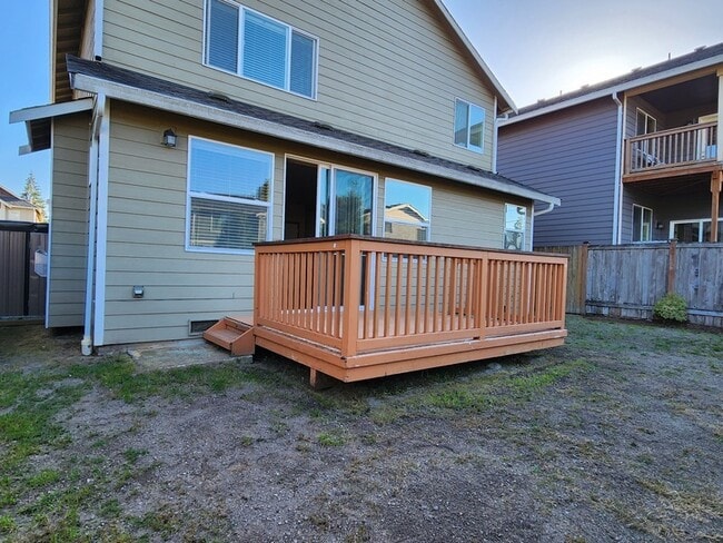 Building Photo - 2715 93rd Pl SE