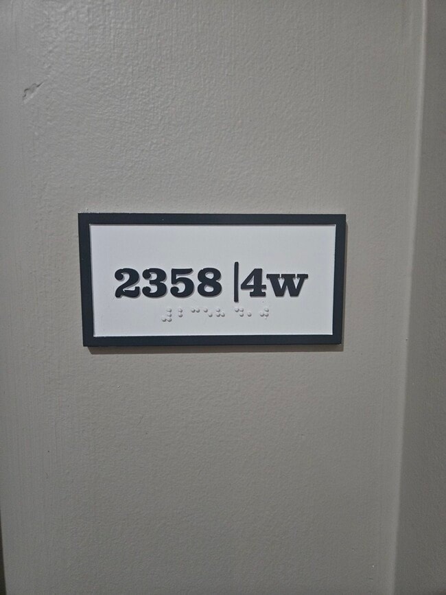 Building Photo - 2358 W School St