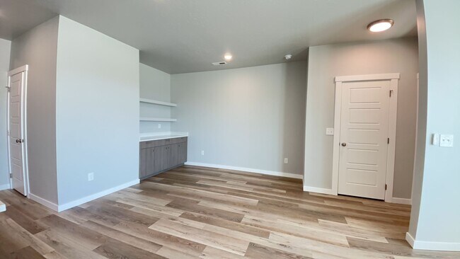 Interior Photo - Roe Street Townhomes