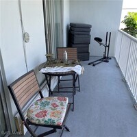 Building Photo - 3527 NE 168th St