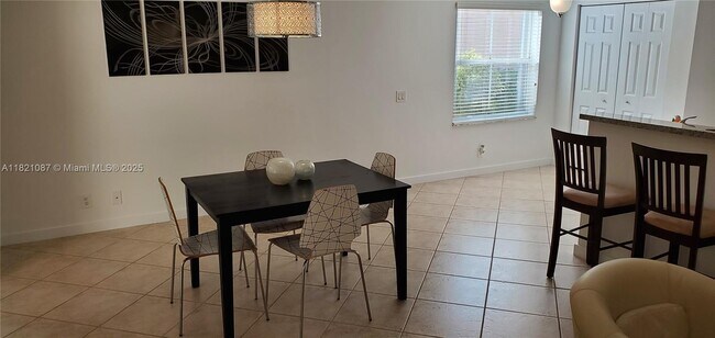 Building Photo - 2075 Borealis Way