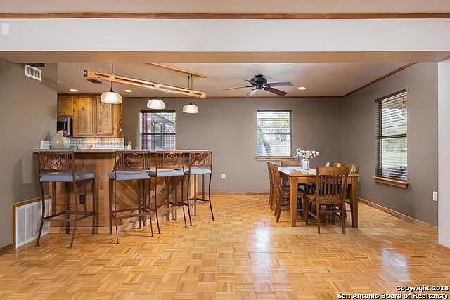 Building Photo - 515 Wimberley Oaks Dr