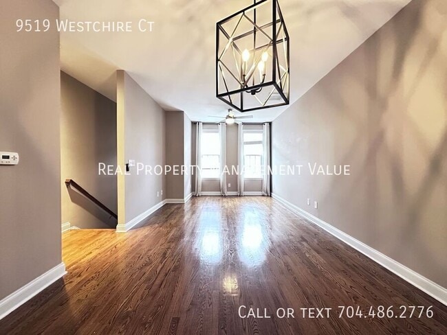 Building Photo - 9519 Westchire Ct