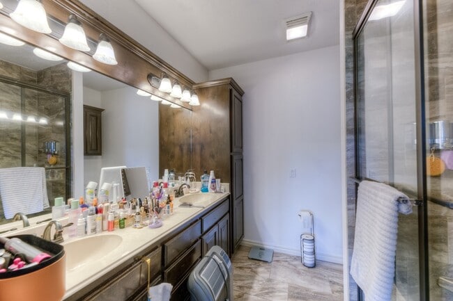 Building Photo - 26746 E 143rd St S