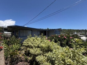 Building Photo - To register for the showing time below, note the 4 digit code: 6017 and click "APPLY NOW."(mobile...