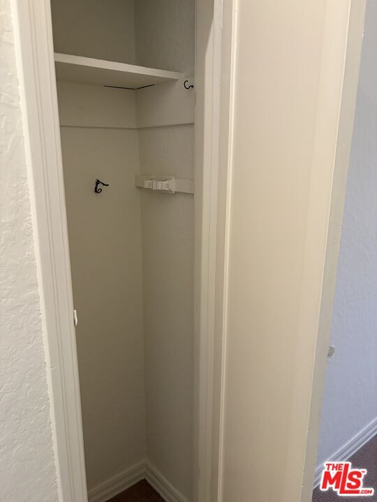 Building Photo - 351 N Gardner St